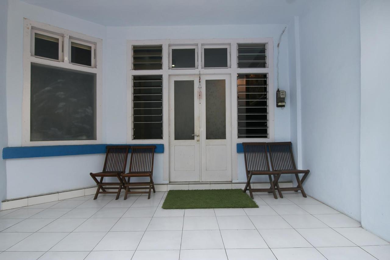 Reddoorz Near Stasiun Lawang Otel Dış mekan fotoğraf
