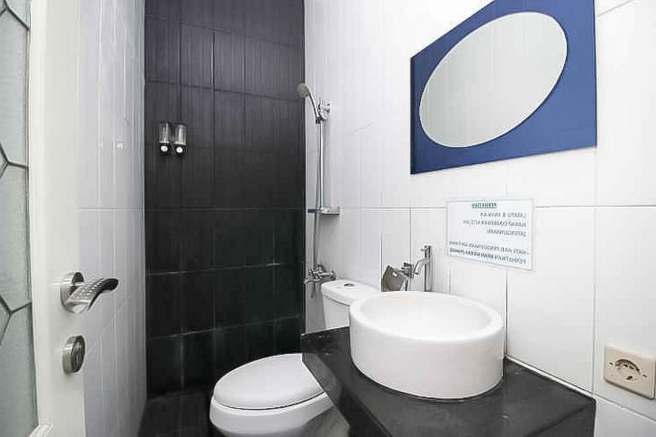 Reddoorz Near Stasiun Lawang Otel Dış mekan fotoğraf